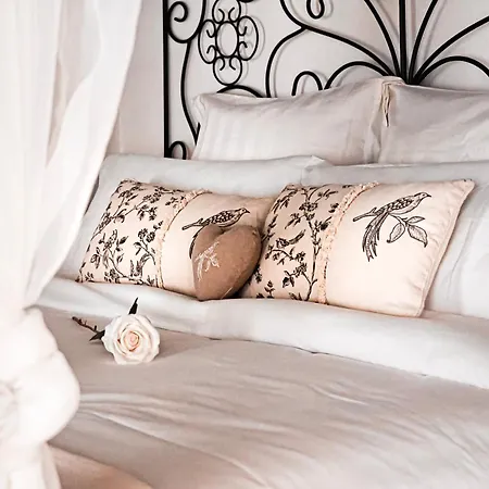 Appartamento Rustic Charm&dreamhome 40m2 In The Heart Of Paris, Near Pompidou And Notre-dame, Subway 4,8,9 Honeymoon Favourite